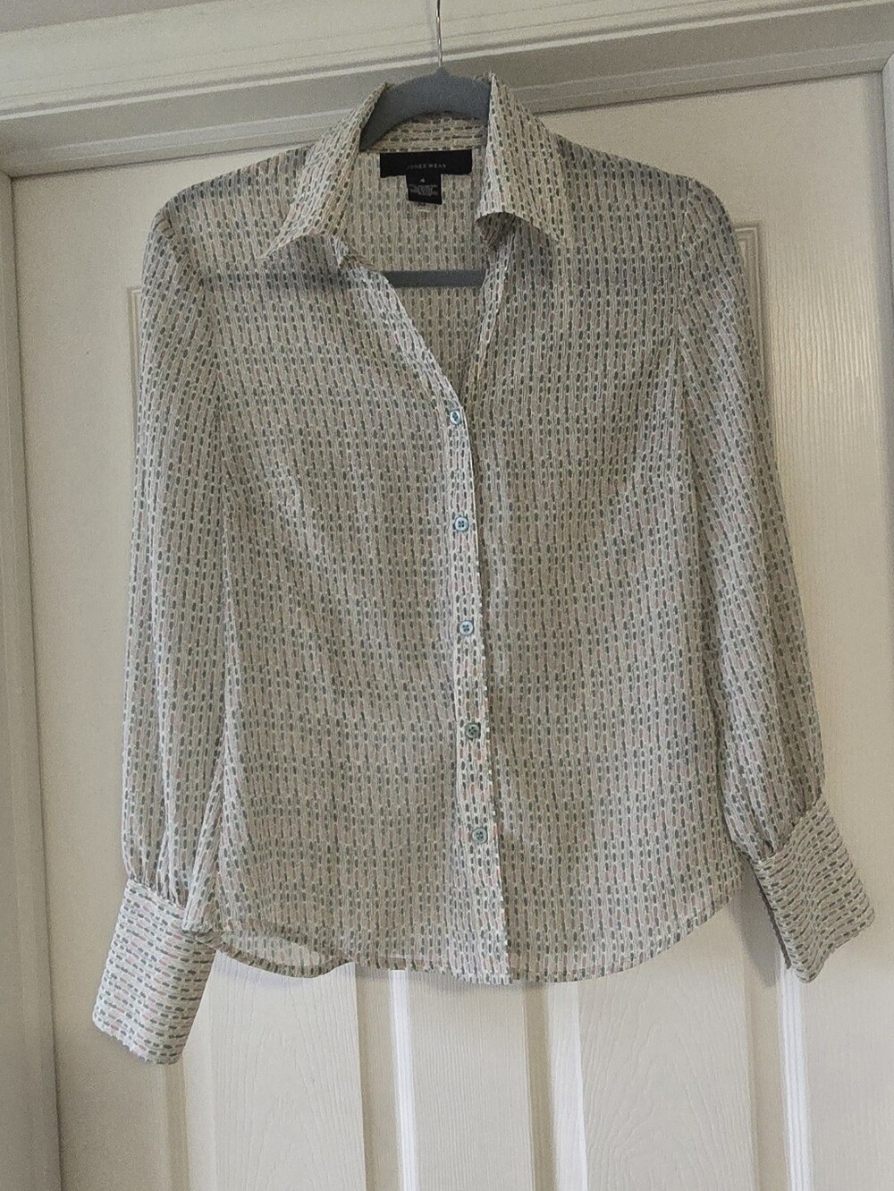 Jones Wear Womens Printed Button-Up Shirt in Multi-Color
